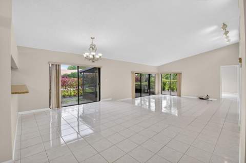 5580 Piping Rock Drive, Boynton Beach FL - photo 13 of 76