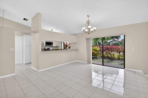 5580 Piping Rock Drive, Boynton Beach FL - photo 6 of 76