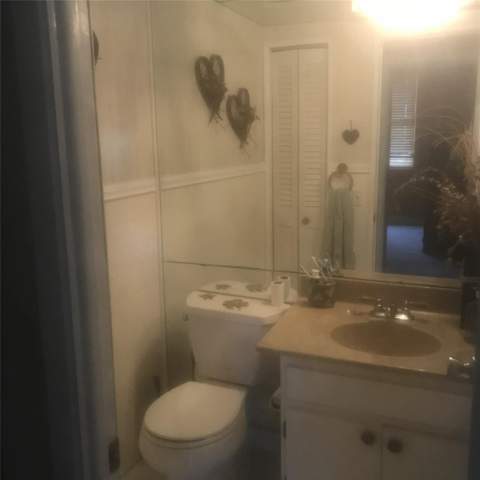 4350 Hillcrest Drive #704, Hollywood FL - photo 11 of 21