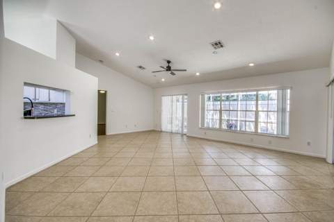252 Moccasin Trail, Jupiter FL - photo 18 of 35