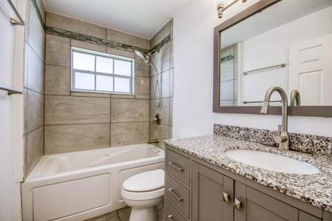 252 Moccasin Trail, Jupiter FL - photo 11 of 35