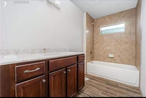 170 SW Pilsner Circle, Port St. Lucie FL - photo 10 of 33
