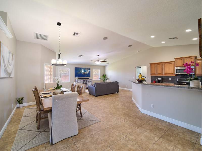 3 bedroom Single Family Residence at 743 SW Mccoy Avenue, Port St Lucie, Port St. Lucie — photo 5