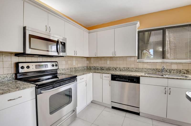 2 bedroom Condominium at 5715 Fairway Park Drive #201, Fairway Park Condo, Boynton Beach — photo 5