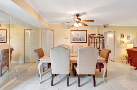 5715 Fairway Park Drive #201, Boynton Beach FL - photo 17 of 37