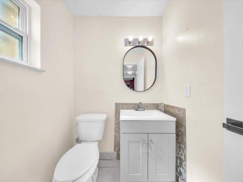 417 SW Natura Avenue #B, Deerfield Beach FL - photo 11 of 23