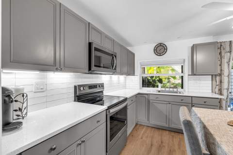 5314 NE 6 Avenue #E20, Oakland Park FL - photo 11 of 33