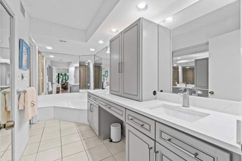 7533 Glendevon Lane #905, Delray Beach FL - photo 24 of 33