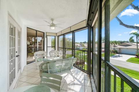 7533 Glendevon Lane #905, Delray Beach FL - photo 18 of 33