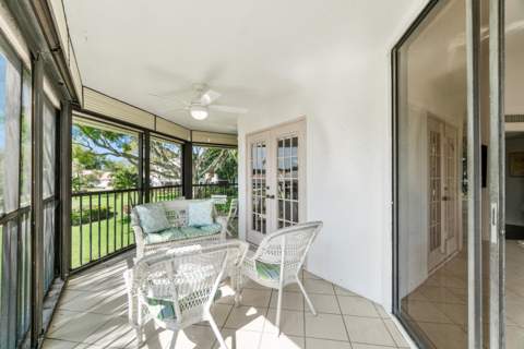 7533 Glendevon Lane #905, Delray Beach FL - photo 21 of 33