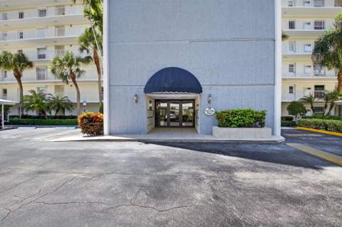 1 Harbourside Drive #4205, Delray Beach FL - photo 6 of 97
