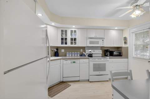 1 Harbourside Drive #4205, Delray Beach FL - photo 19 of 97