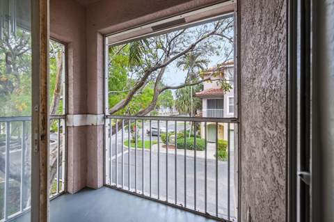 6450 W Sample Road #6450, Coral Springs FL - photo 15 of 41