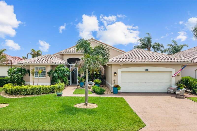 3 bedroom Single Family Residence at 482 NW Blue Lake Drive, Cascades At St Lucie West Phase 4, Port St. Lucie — photo 2