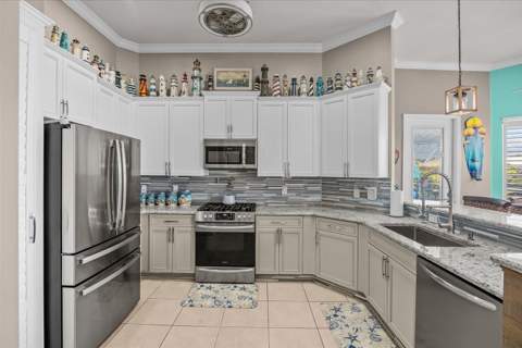 482 NW Blue Lake Drive, Port St. Lucie FL - photo 14 of 71