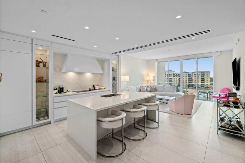 1 bedroom Condominium at 200 SE Mizner Boulevard #810, Alina Boca Raton Condo, Boca Raton — photo 1