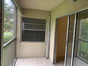 1200 SW 124th Terrace #208o, Pembroke Pines FL - photo 15 of 18