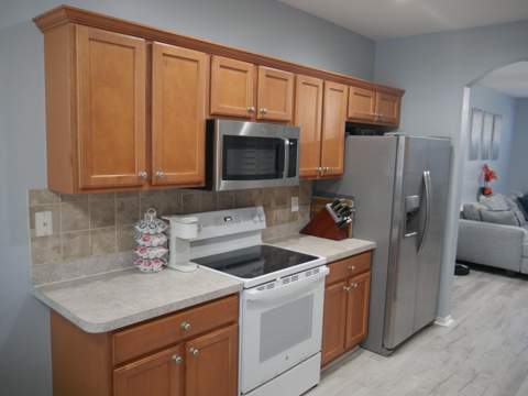 2151 SE Eatonville Drive, Port St. Lucie FL - photo 9 of 22