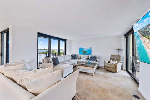 5420 N Ocean Drive #305, Singer Island FL - photo 7 of 21