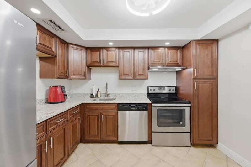 2 bedroom Condominium at 3231 Holiday Springs Boulevard #110, Holiday Springs Village 6 Condo, Margate — photo 1