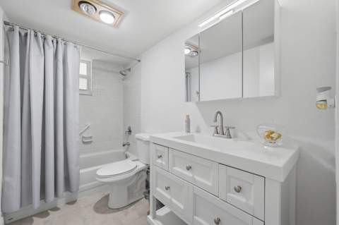3231 Holiday Springs Boulevard #110, Margate FL - photo 16 of 37