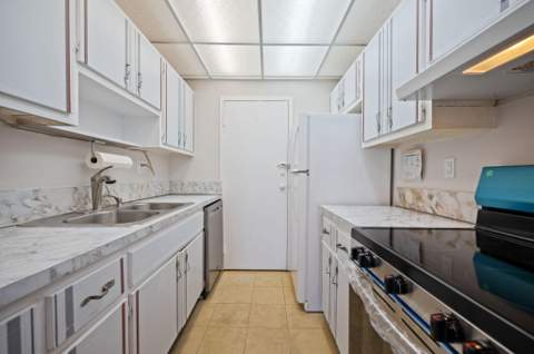 900 NE 18th Avenue #1406, Fort Lauderdale FL - photo 9 of 52
