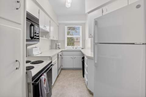 100 N Ocean Boulevard #105, Delray Beach FL - photo 17 of 37