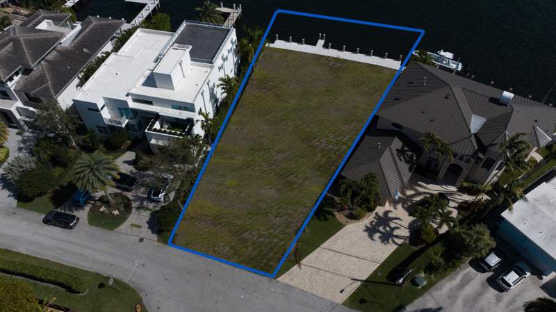 5 bedroom Single Family Residence at 2520 SE 7th Drive, Cypress Point, Pompano Beach — photo 2