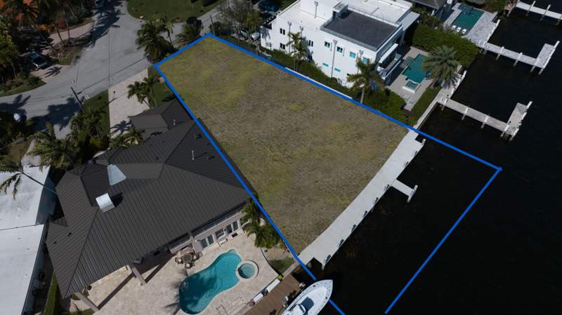 5 bedroom Single Family Residence at 2520 SE 7th Drive, Cypress Point, Pompano Beach — photo 3