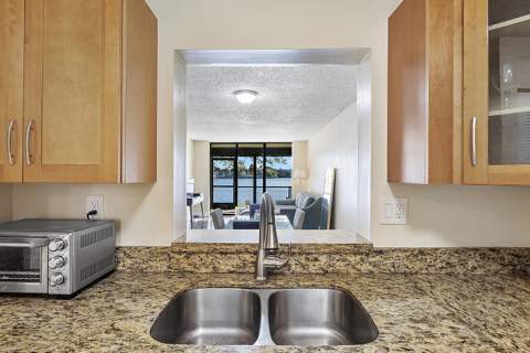 3100 NW 46th Street #102, Oakland Park FL - photo 11 of 29