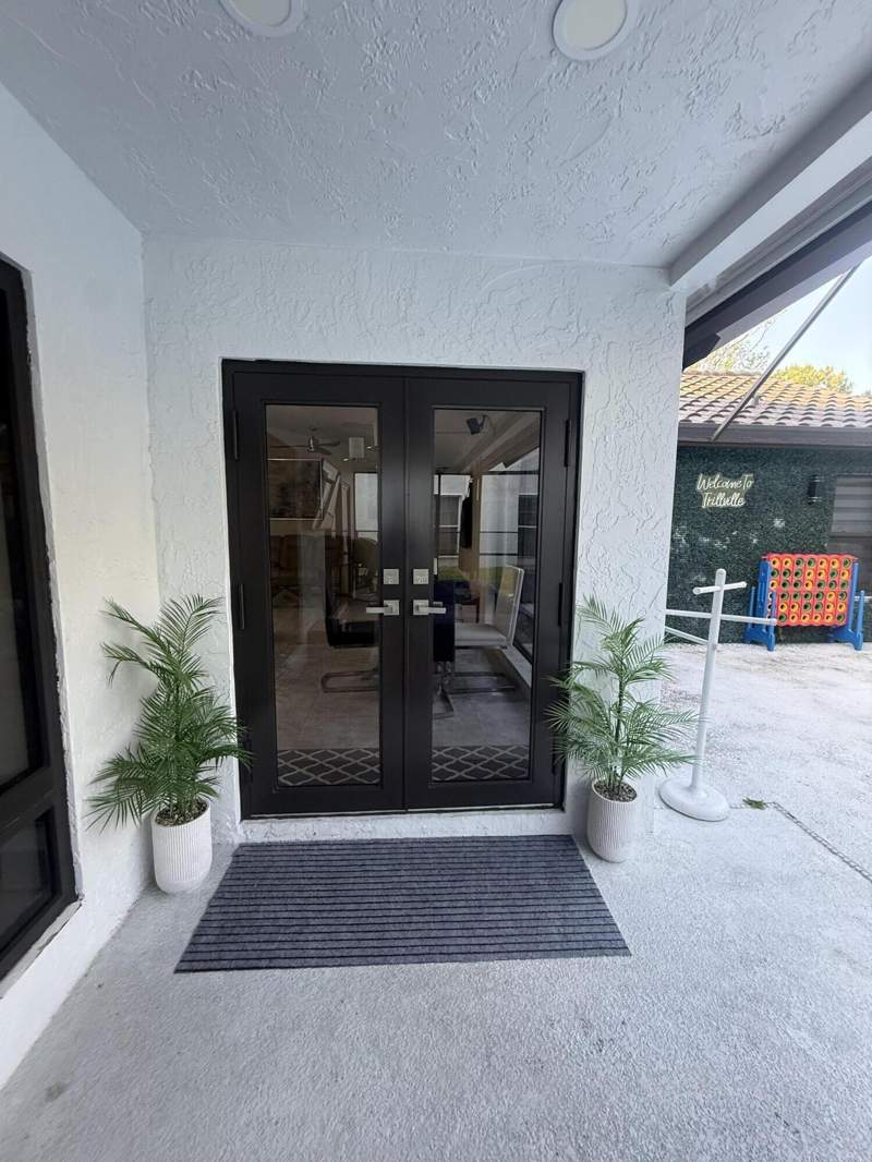 4 bedroom Single Family Residence at 7670 Live Oak Drive, Woodside Estates, Coral Springs — photo 4