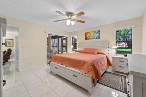 9681 E Sills Dr #102, Boynton Beach FL - photo 15 of 20