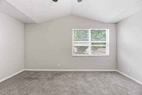 7634 Trenton Drive, Lake Worth FL - photo 16 of 36