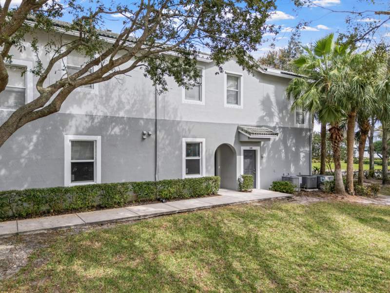 3 bedroom Condominium at 3105 Grandiflora Drive, Magnolia Bay Condomimium, Greenacres — photo 3