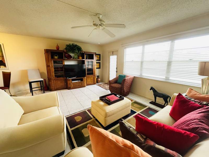 1 bedroom Condominium at 4038 Berkshire B, Century Village East, Deerfield Beach — photo 4