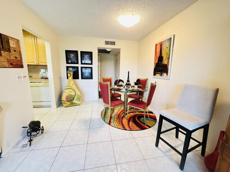 1 bedroom Condominium at 4038 Berkshire B, Century Village East, Deerfield Beach — photo 5