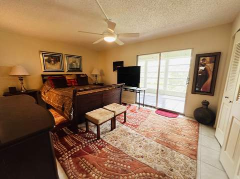 4038 Berkshire B, Deerfield Beach FL - photo 13 of 59