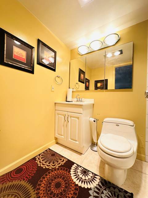 4038 Berkshire B, Deerfield Beach FL - photo 15 of 59