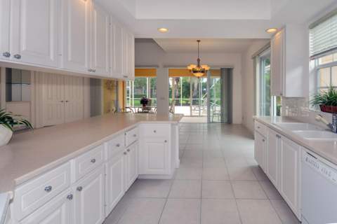 4705 Dovehill Drive, Palm Beach Gardens FL - photo 14 of 53