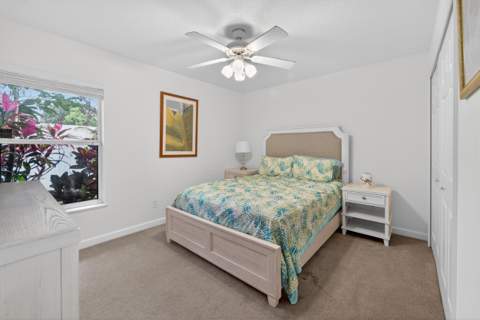 706 Osceola Avenue, Fort Pierce FL - photo 10 of 37