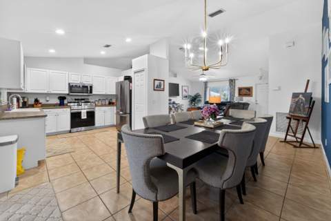 706 Osceola Avenue, Fort Pierce FL - photo 13 of 37