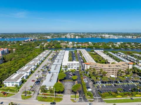 4001 S Ocean Boulevard #122, South Palm Beach FL - photo 23 of 29