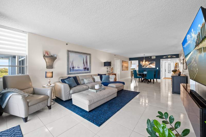 3 bedroom Condominium at 3095 N Course Drive #702, No 52 Palm-Aire Country Club, Pompano Beach — photo 5
