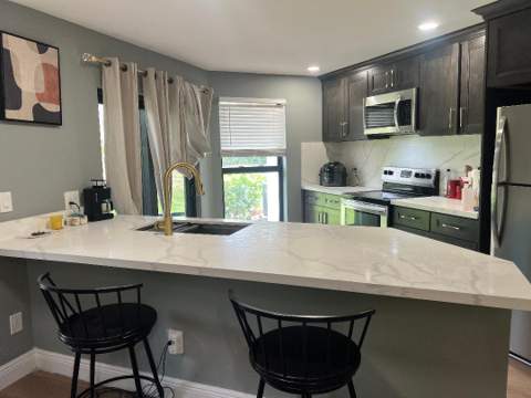 255 NW 36th Avenue, Deerfield Beach FL - photo 7 of 20