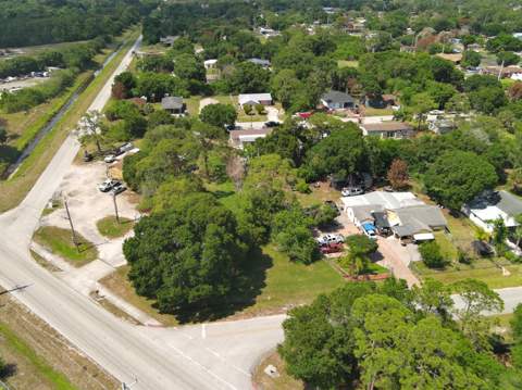 902 Angle Road, Fort Pierce FL - photo 8 of 14