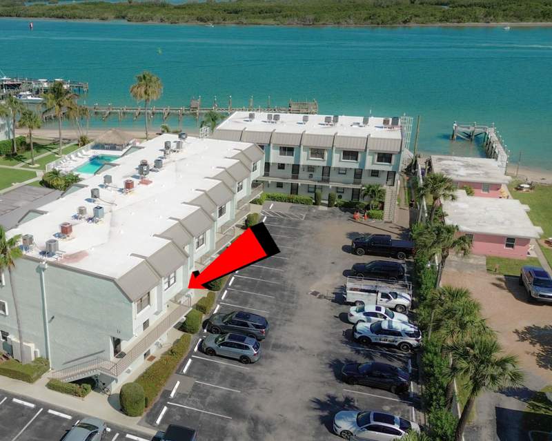 2 bedroom Condominium at 1300 Seaway Drive #D6, La Entrada Del Mar Condominium, Fort Pierce — photo 2