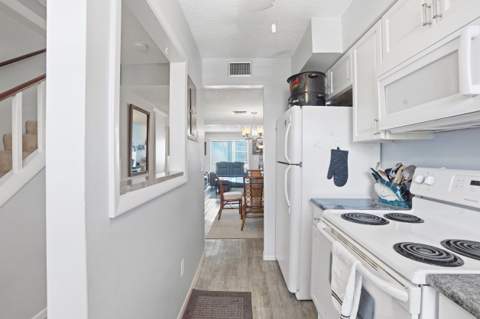 1300 Seaway Drive #D6, Fort Pierce FL - photo 6 of 36