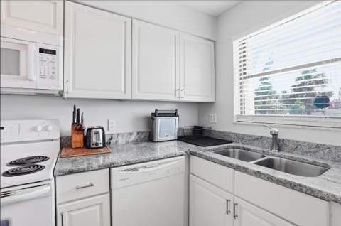 1300 Seaway Drive #D6, Fort Pierce FL - photo 7 of 36