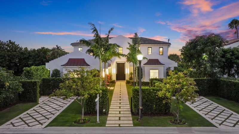 6 bedroom Single Family Residence at 248 E Lakewood Road, Lakewood, West Palm Beach — photo 1