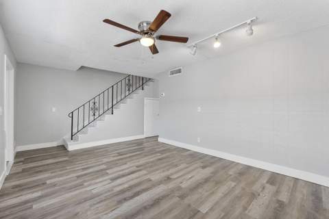 6659 SW 41st Place #38, Davie FL - photo 11 of 40